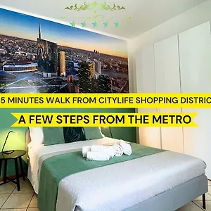 Elegant Citylife Apartment- Metro Access - Double Milan
